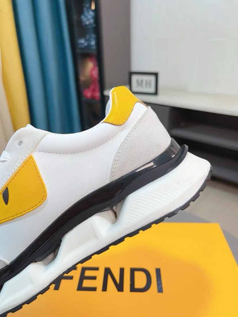 Men's shoes 💰440🌹🌹[fendi] Fendi classic and comfortable men, this complex sneaker is made of soft calfskin➕genuine leather lining➕original ultra-light rubber material with rough outsole. This unique light style is suitable for the casual and refined sensibility of this season. It is comfortable and natural on the feet. It is an everyday style for casual travel in autumn and winter! 38/44